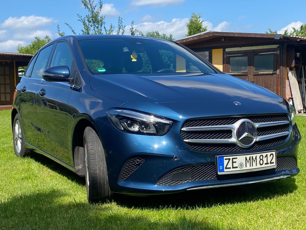 Mercedes-Benz B 200