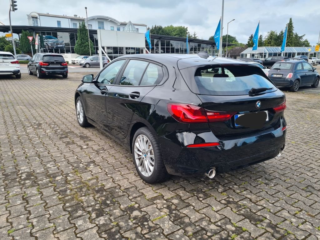 BMW 120i