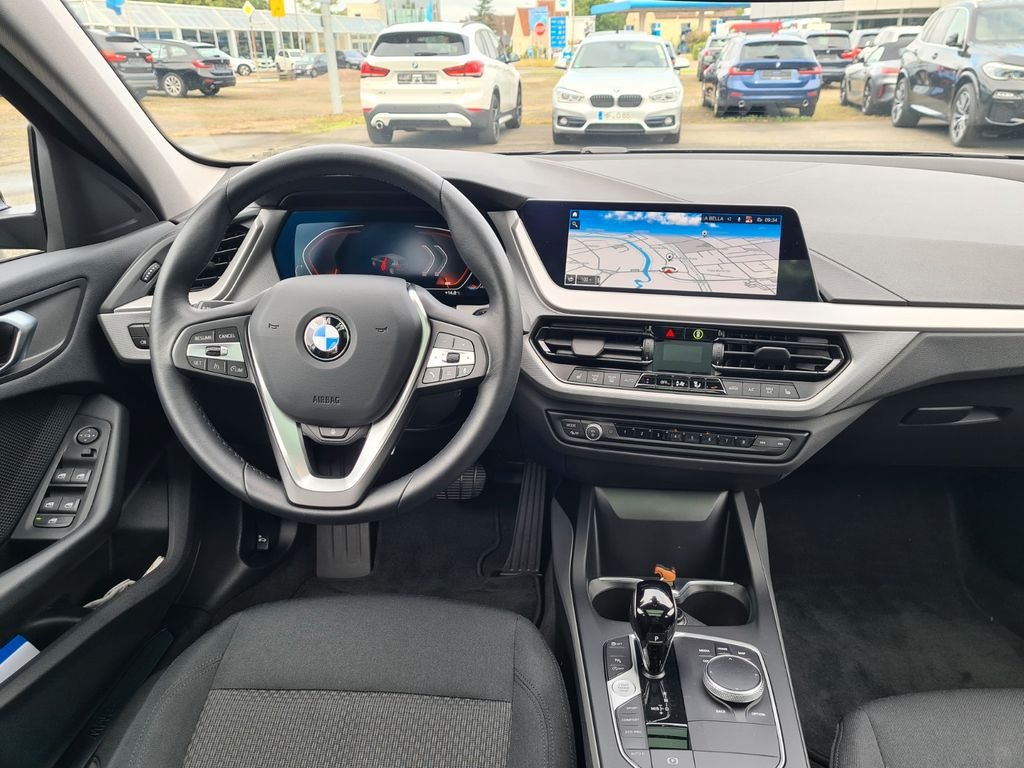 BMW 120i