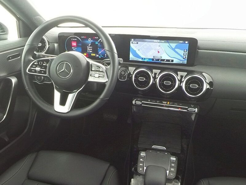 Mercedes-Benz A250