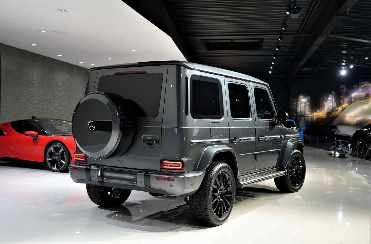 Mercedes-Benz G500