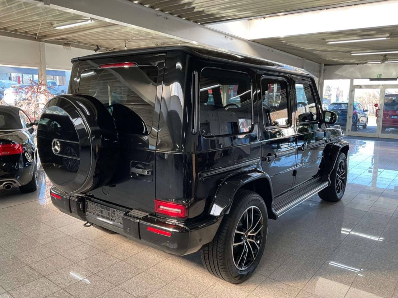 Mercedes-Benz G500