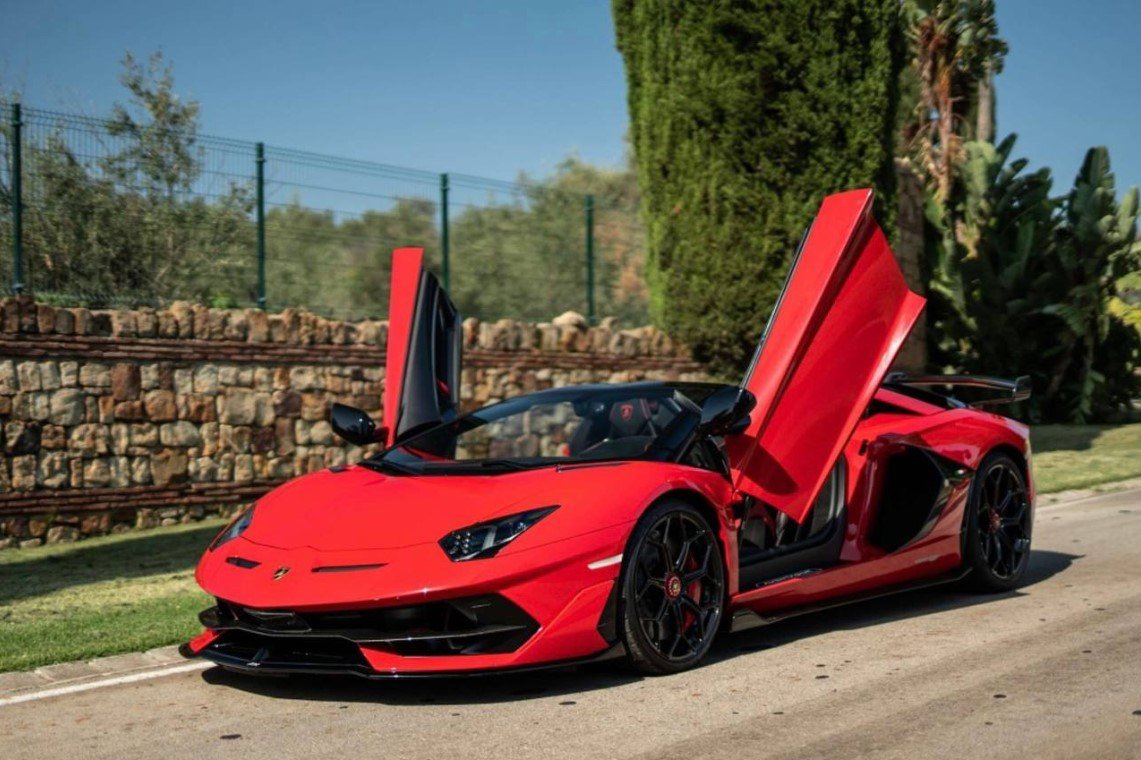 Lamborghini Aventador